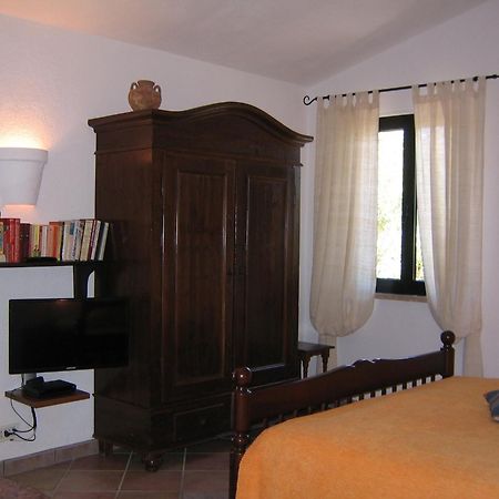 Studio-Appartment In Landhaus Mit Meerblick Porto Azzurro Exterior photo