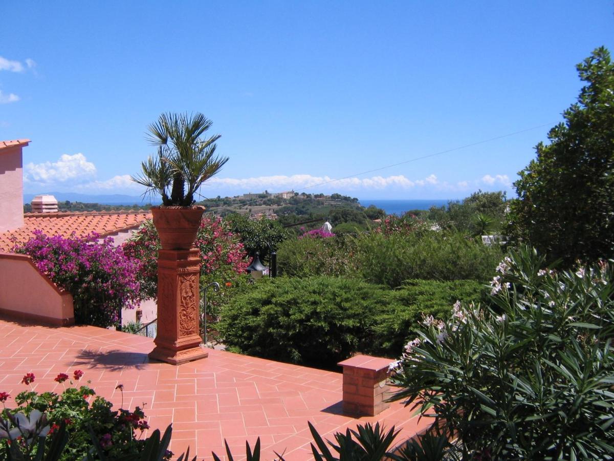 Studio-Appartment In Landhaus Mit Meerblick Porto Azzurro Exterior photo