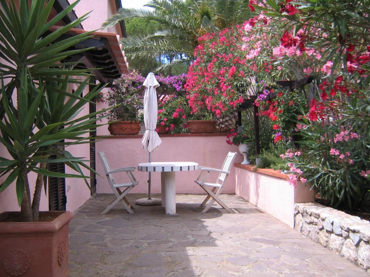 Studio-Appartment In Landhaus Mit Meerblick Porto Azzurro Exterior photo