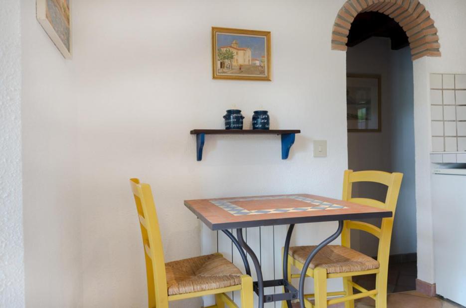 Studio-Appartment In Landhaus Mit Meerblick Porto Azzurro Exterior photo